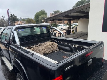 Toyota hilux simple cabine 4x4 144 d-4d occasion simplicicar toulon ouest simplicicar simplicibike france