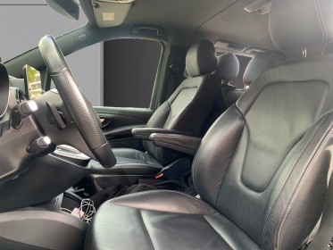 Mercedes classe v extra-long 300 d 9g-tronic amg-line 4 matic garantie 12 mois tva deductible occasion montreuil (porte de...