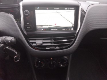 Peugeot 208 1.2 pt 82ch bvm5 style garantie 12 mois occasion parc voitures beauvais simplicicar simplicibike france