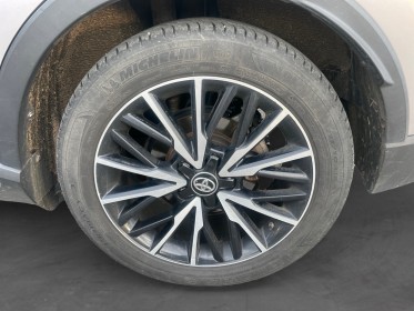 Toyota c-hr hybride 122h distinctive garantie 12 mois occasion simplicicar limoges  simplicicar simplicibike france