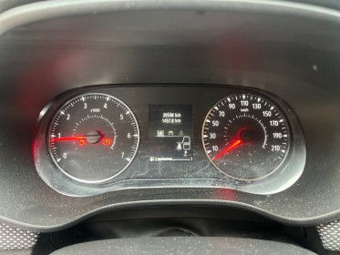 Dacia sandero tce 90 confort stepway  garantie 12 mois occasion simplicicar lyon nord simplicicar simplicibike france