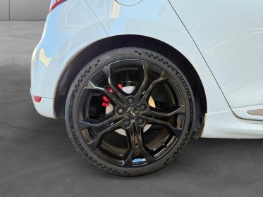 Renault clio iv 1.6 turbo 200 rs edc cup entretien complet. occasion cannes (06) simplicicar simplicibike france