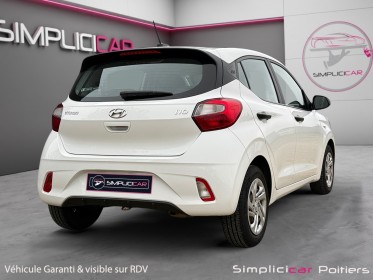 Hyundai i10 1.0 67 eco initia régulateur 1er main entretien complet hyundai garantie 12 mois occasion simplicicar poitiers...