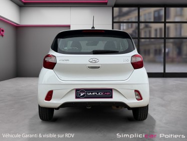 Hyundai i10 1.0 67 eco initia régulateur 1er main entretien complet hyundai garantie 12 mois occasion simplicicar poitiers...
