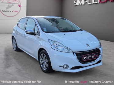 Peugeot 208 style éditions 1.2 essence 82ch distribution faites garantie 12 mois occasion simplicicar toulon ouest...