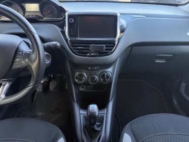Peugeot 208 style éditions 1.2 essence 82ch distribution faites garantie 12 mois occasion simplicicar toulon ouest...
