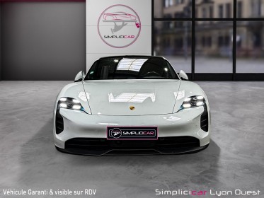 Porsche taycan 4s 571 ch batterie performance plus - pasm/pscb/bose - toit  pano - garantie 12 mois occasion simplicicar lyon...