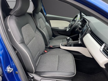 Renault clio v tce 140 techno - faible kms - carplay - caméra de recul - garantie 12 mois occasion simplicicar lyon nord...