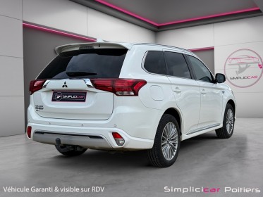 Mitsubishi outlander phev 2.4l phev twin motor 4wd business attelage sièges chauffants caméra de recul garantie 12 mois...