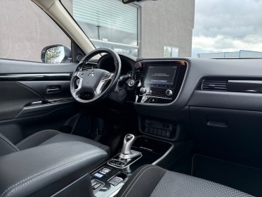 Mitsubishi outlander phev 2.4l phev twin motor 4wd business attelage sièges chauffants caméra de recul garantie 12 mois...