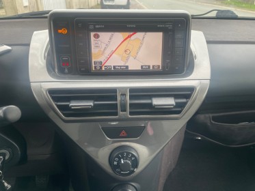 Toyota iq iq 68 vvt-i / entretien à jour / ct ok / garantie 12 mois occasion simplicicar royan simplicicar simplicibike france