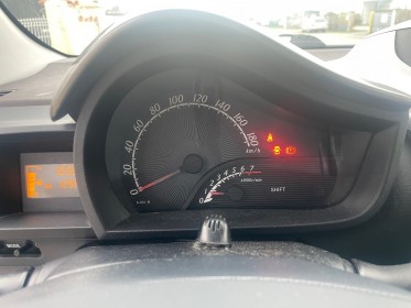 Toyota iq iq 68 vvt-i / entretien à jour / ct ok / garantie 12 mois occasion simplicicar royan simplicicar simplicibike france