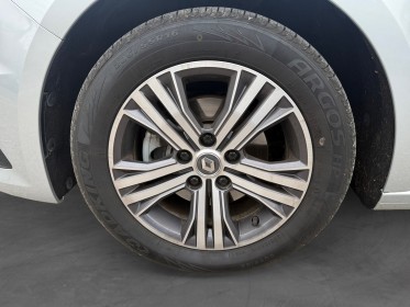 Renault megane iv berline blue dci 115  intens  garantie 12 mois occasion simplicicar saint-omer simplicicar simplicibike...