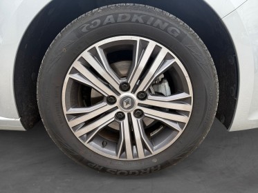 Renault megane iv berline blue dci 115  intens  garantie 12 mois occasion simplicicar saint-omer simplicicar simplicibike...