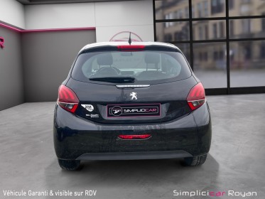 Peugeot 208 3 portes 1.2 68ch like / entretien complet à jour / ct ok / garantie 12 mois occasion simplicicar royan...