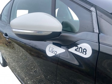 Peugeot 208 3 portes 1.2 68ch like / entretien complet à jour / ct ok / garantie 12 mois occasion simplicicar royan...