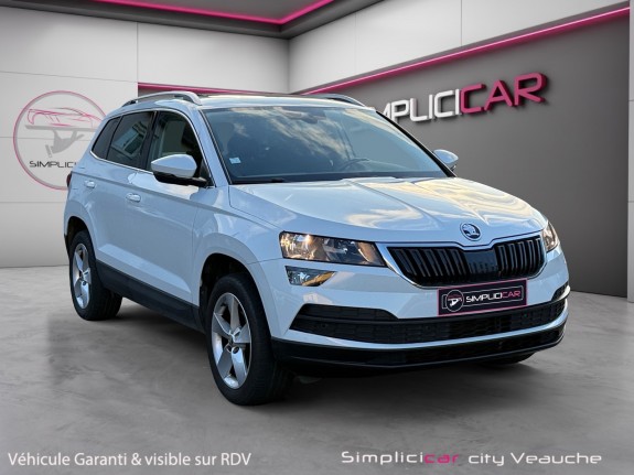 Skoda karoq 1.0 tsi 116 ch business carplay / toit ouvrant / virtual cockpit occasion simplicicar veauche simplicicar...