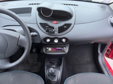 Renault twingo ii 1.2 lev 16v 75 eco2 zen courroie de distribution faite occasion simplicicar lille  simplicicar simplicibike...