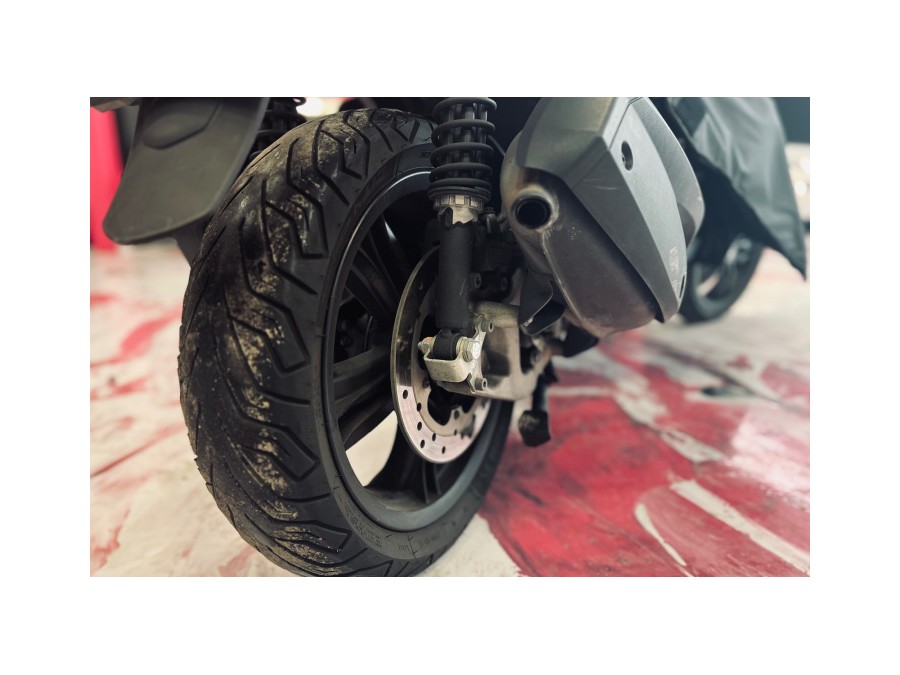 PIAGGIO d'occasion MP3 300HP piaggio de 2022 Annecy (74)﻿