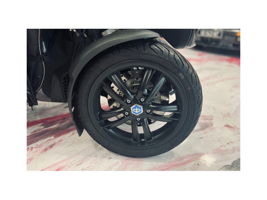 PIAGGIO d'occasion MP3 300HP piaggio de 2022 Annecy (74)﻿