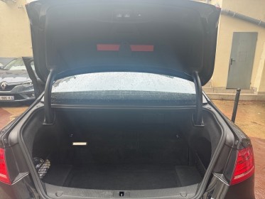 Audi a8 a8 l 2.0 tfsi full hybrid 245 avus tiptronic a toit panoramique ouvrant caméra 360 garantie 12 mois occasion...