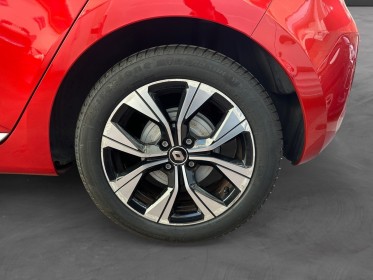 Renault clio v e-tech 140 limited carplay entretient complet renault garantie 12 mois occasion simplicicar le raincy...