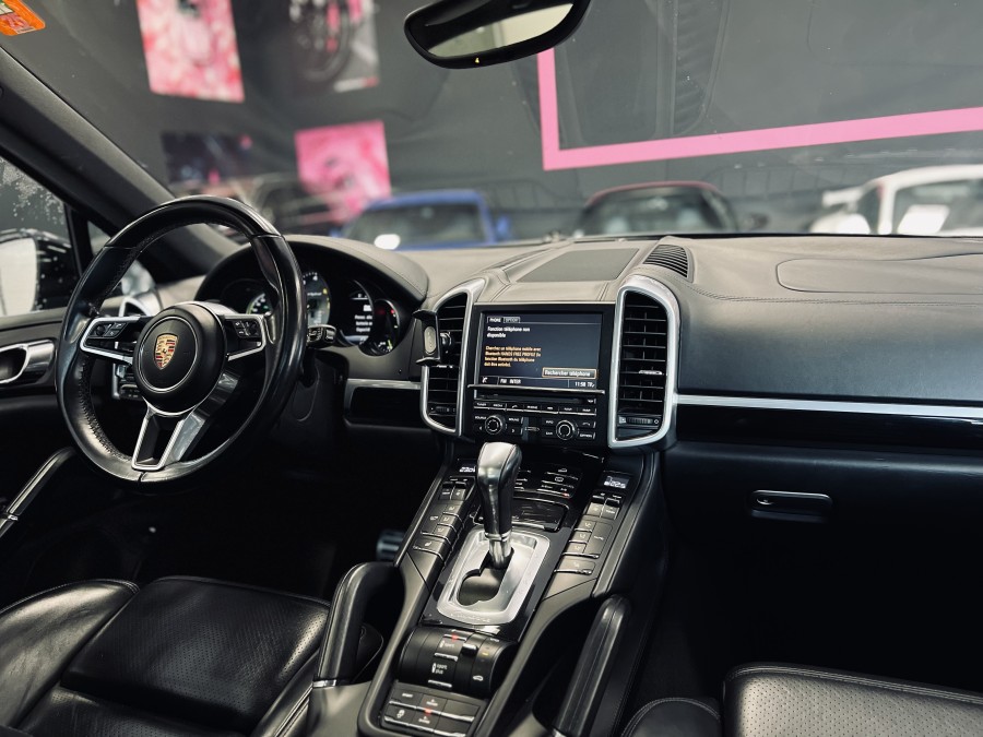 PORSCHE d'occasion CAYENNE 3.0 V6 S E-HYBRID PLATINUM EDITION