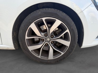 Renault megane iv berline dci 165 energy edc intens garantie 12 mois occasion montpellier (34) simplicicar simplicibike france