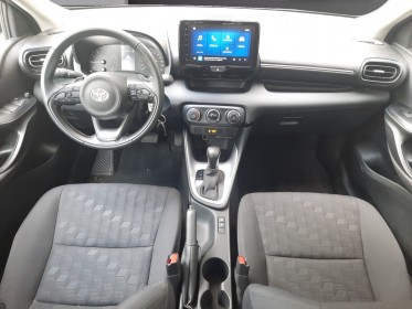 Toyota yaris 1.5 vvt-i 120 ch dynamic business occasion montreuil (porte de vincennes)(75) simplicicar simplicibike france