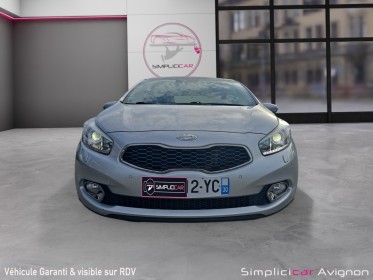 Kia cee'd 1.6 crdi 128 ch premium  distri chaine - entretien a jour occasion avignon (84) simplicicar simplicibike france