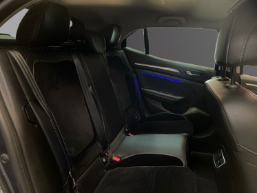 Renault megane iv berline garantie 12 mois dci 115  distribution changÉ carplay toit ouvrant affichage tete haute feux......