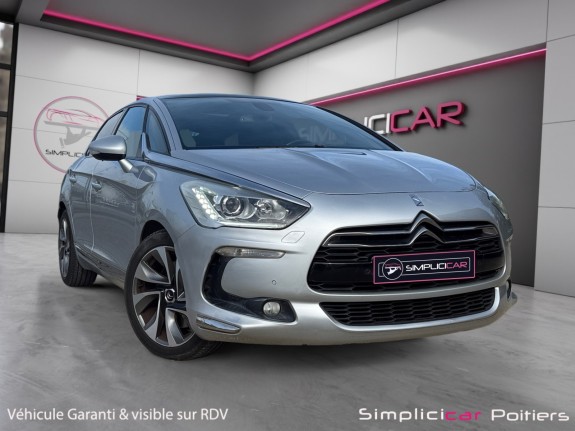 Citroen ds5 hdi 160 sport chic entretien complet sièges chauffants garantie 12 mois occasion simplicicar poitiers...