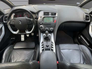 Citroen ds5 hdi 160 sport chic entretien complet sièges chauffants garantie 12 mois occasion simplicicar poitiers...