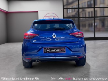 Renault clio v tce 90cv/camera/ambiance led/carplay/garantie 12 mois occasion simplicicar salon de provence simplicicar...