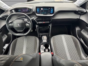 Peugeot 208 electrique 50 kwh 136ch roadtrip suivi constructeur occasion simplicicar lille  simplicicar simplicibike france