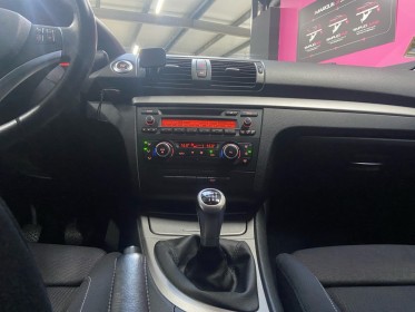 Bmw serie 1 e81 116d 115 ch edition black  white occasion simplicicar brest simplicicar simplicibike france