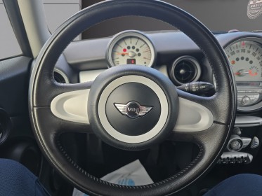 Mini hatch r56 1.4i - 95 one entretien a jour occasion avignon (84) simplicicar simplicibike france