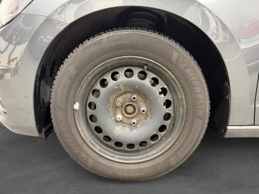 Volkswagen touran 1.4 tsi 150 bmt dsg7 5pl sound  4 roues été occasion simplicicar lyon ouest simplicicar simplicibike france