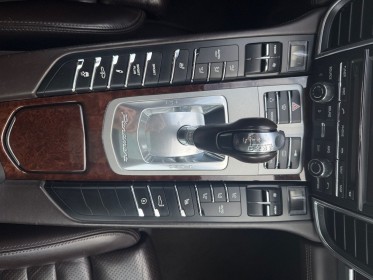 Porsche panamera 4 v6 3.6 300 pdk entretien complet garantie 12 mois occasion simplicicar toulon ouest simplicicar...