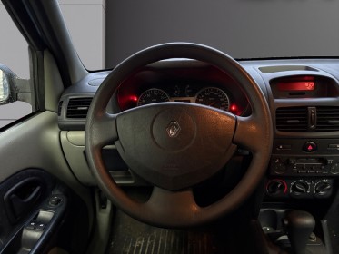 Renault clio 1.4i 16v 100 cv boîte automatique garantie 12 mois occasion simplicicar caen  simplicicar simplicibike france