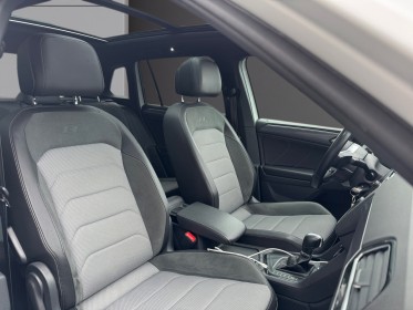Volkswagen tiguan 2.0 tdi 150 dsg7 black r-line occasion simplicicar velay simplicicar simplicibike france