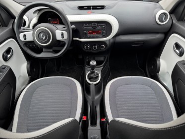 Renault twingo iii sce 65 zen régulateur radar ar bluetooth suivi complet garantie 12 mois occasion simplicicar orleans...