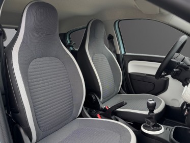 Renault twingo iii sce 65 zen régulateur radar ar bluetooth suivi complet garantie 12 mois occasion simplicicar orleans...