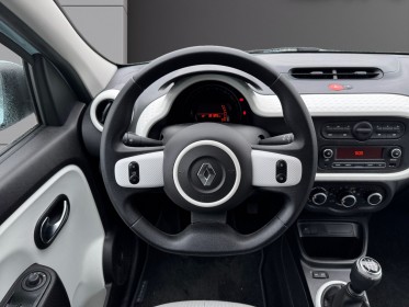 Renault twingo iii sce 65 zen régulateur radar ar bluetooth suivi complet garantie 12 mois occasion simplicicar orleans...