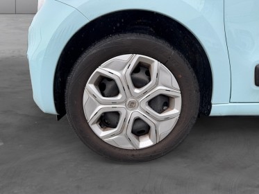 Renault twingo iii sce 65 zen régulateur radar ar bluetooth suivi complet garantie 12 mois occasion simplicicar orleans...