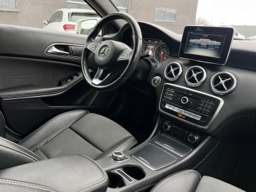 Mercedes classe a 200 d 7g-dct sport edition carplay keyless garantie 12 mois occasion simplicicar poitiers simplicicar...
