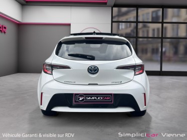 Toyota corolla hybride my21 122h design garantie 12 mois occasion simplicicar vienne simplicicar simplicibike france
