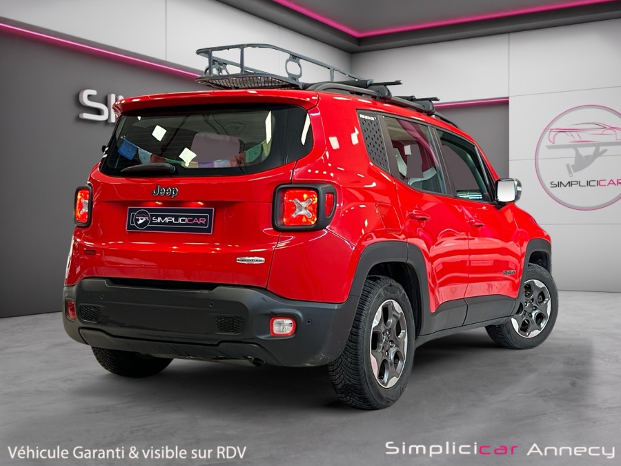 JEEP d'occasion RENEGADE SUV 1.6 E-TORQ 110 LONGITUDE de 2016 Annecy