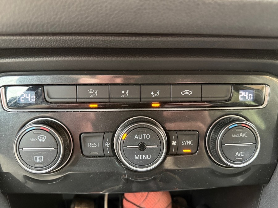 VOLKSWAGEN d'occasion TIGUAN 2.0 TDI 150 4X2 DSG PH2 de 2017 Cannes