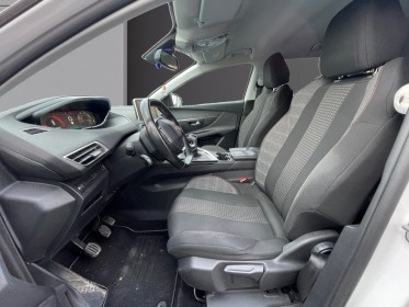 Peugeot 3008 1.6 bluehdi 120ch ss bvm6 active occasion simplicicar meaux simplicicar simplicibike france